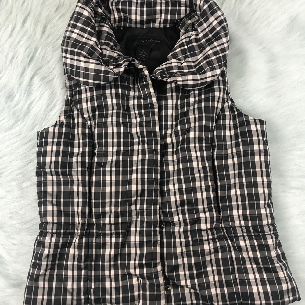 🦓Women’s Calvin Klein Striped Zebra Puffer Vest M - Picture 2 of 7